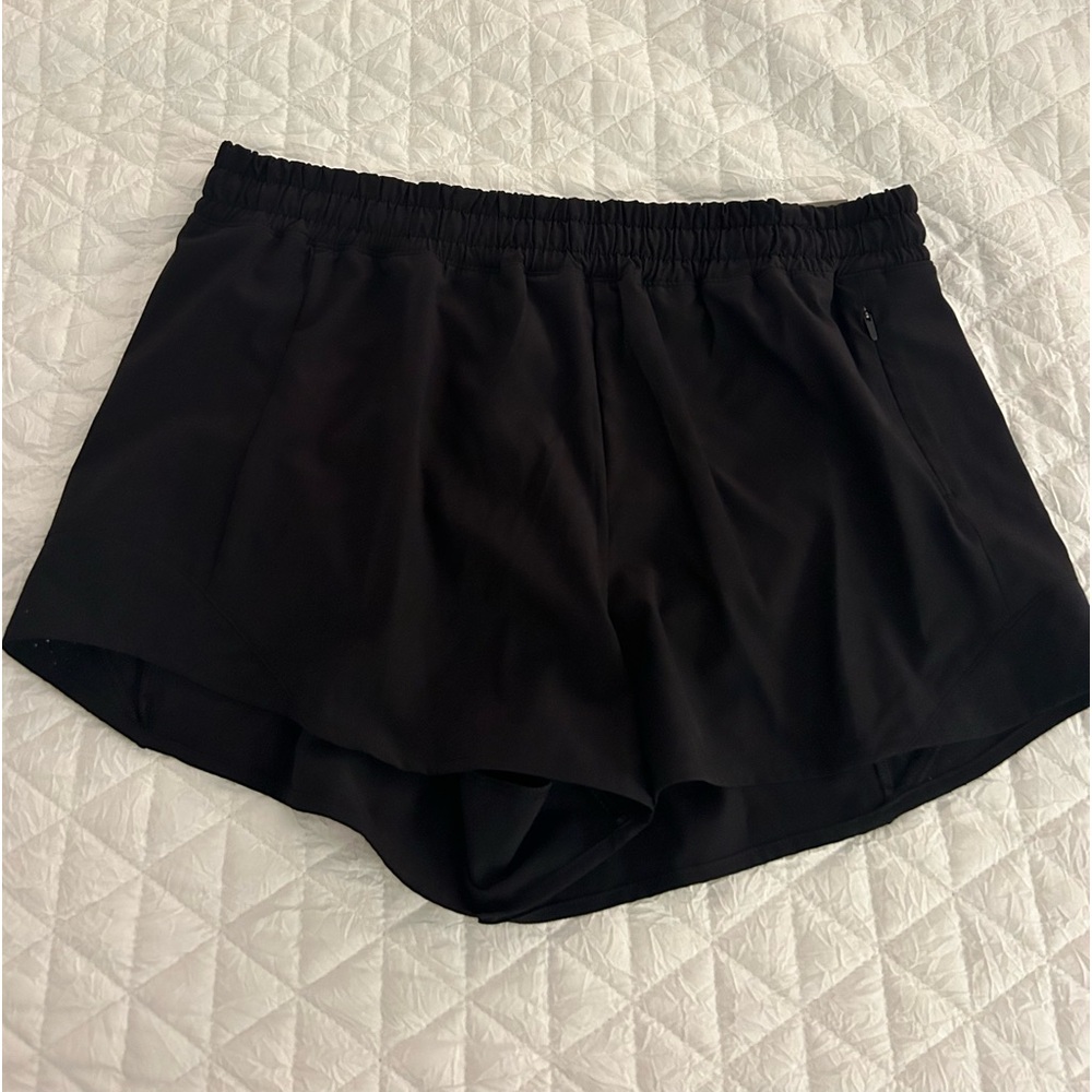 CALIA mid-rise infinity short 3in inseam